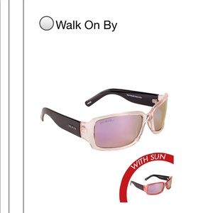 Del Sol Solize “Walk On By” Sunglasses